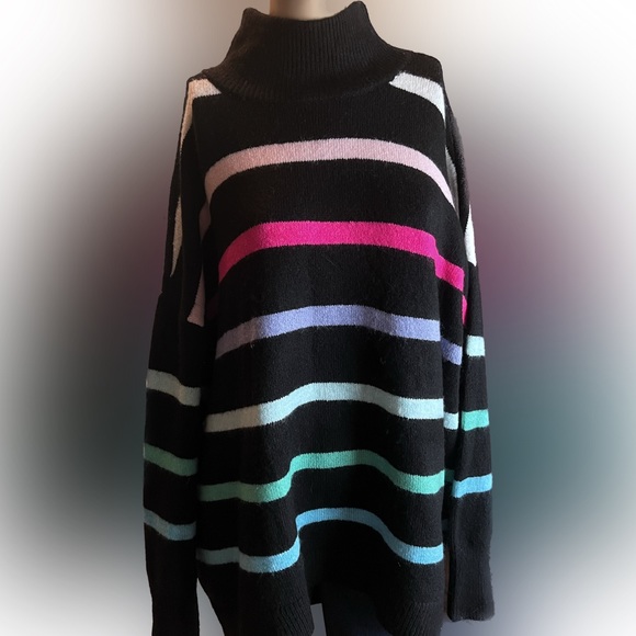 Cabana by Crown & Ivy Turtleneck Black Striped Sweater Size M - Picture 1 of 3